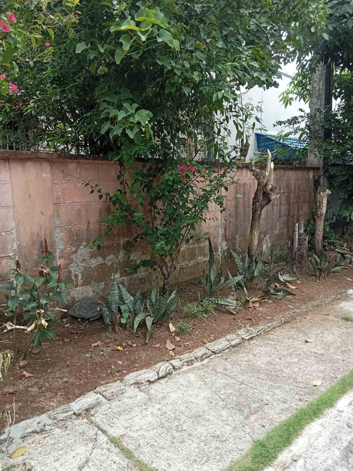 Bungalow House and Lot for Sale in Mapayapa Village 2, Quezon City