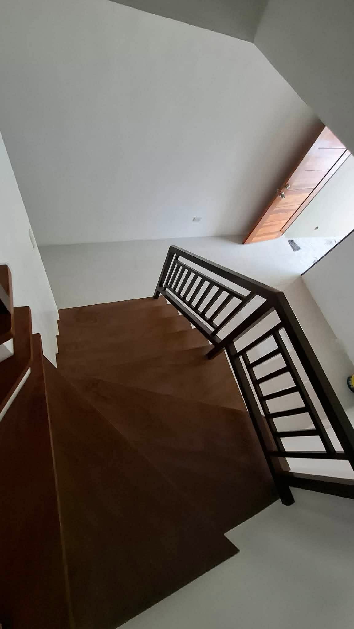 Modern 2-Storey RFO on A. Bonifacio St., Commonwealth Heights